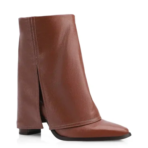Bota Couro Marrom