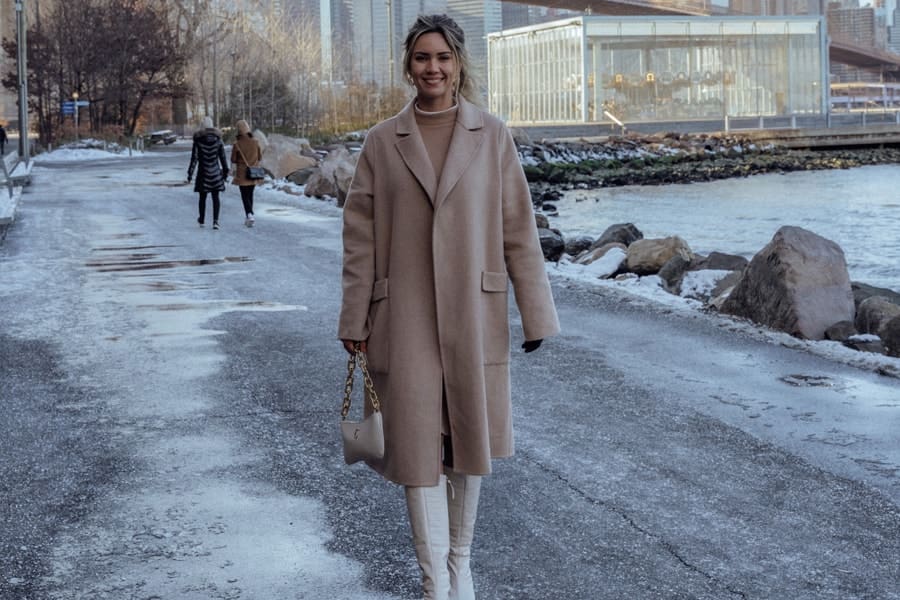 Looks femininos de inverno: dicas para arrasar