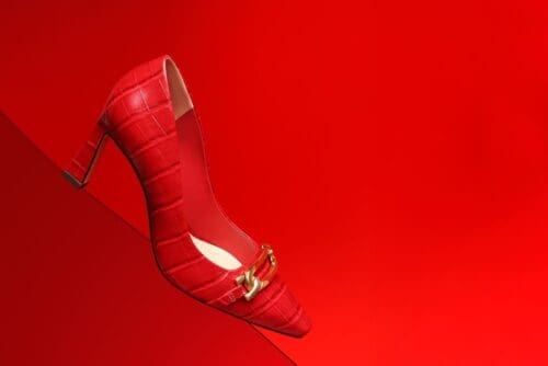 Scarpin Croco: 6 Dicas de Looks Para Usar com Esse Calçado