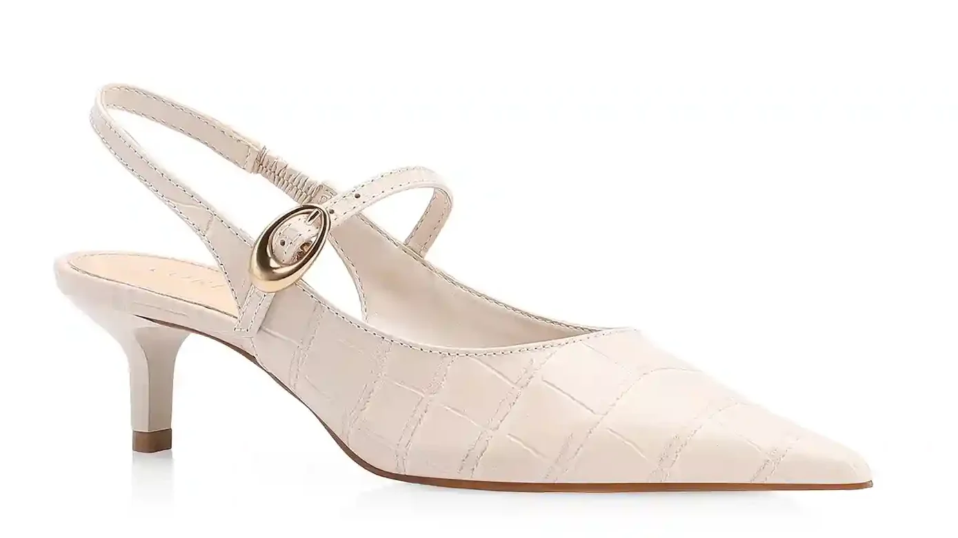 Scarpin Salto Kitten Couro Croco Off White