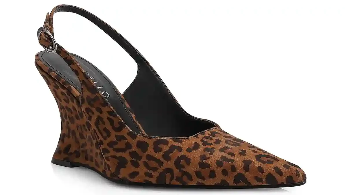 Scarpin Anabela Couro Nobuck Onça
