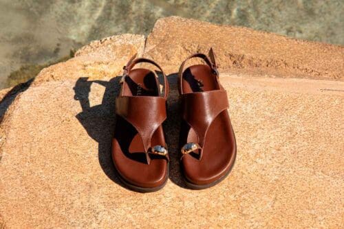 Thong Sandals: como usar para criar looks sofisticados?
