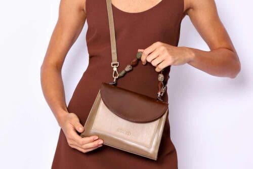 Bolsa para usar em casamento de dia: qual escolher? 