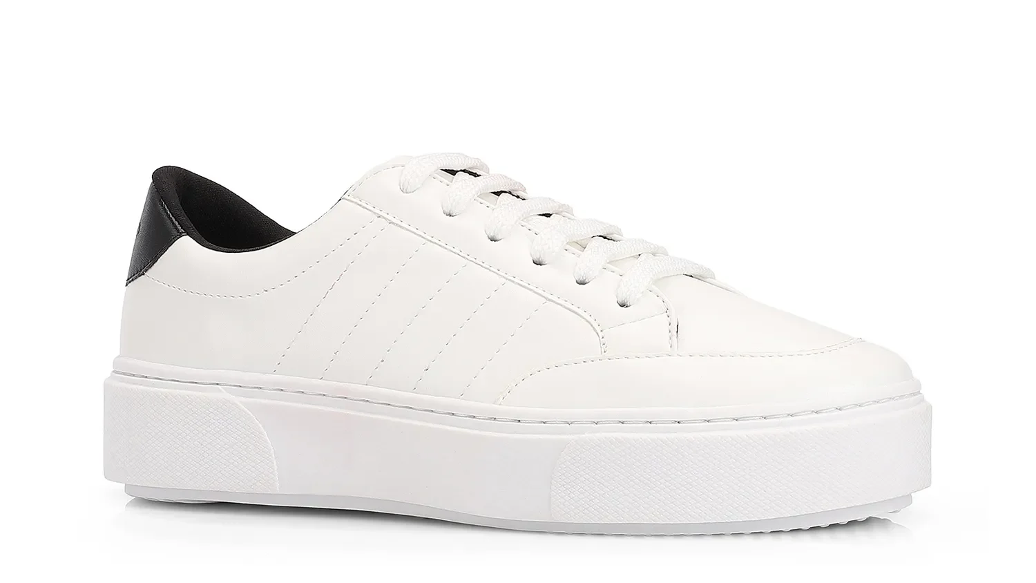 Tênis Alt Branco/Alt Preto
