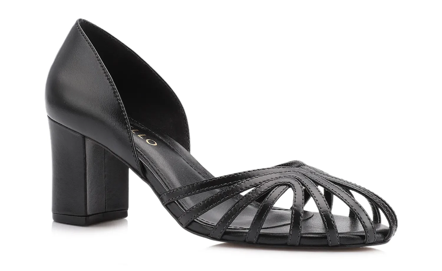 O Scarpin Corello ganha um ar mais moderno com detalhe no cabedal em recortes. Salto em bloco, dando conforto e é uma ótima opção para finalizar produções casuais dando estilo e elegância.